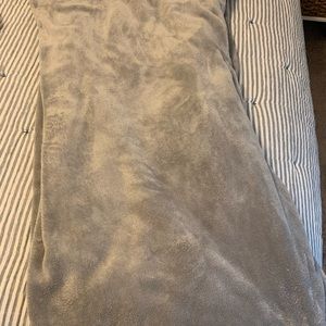 Warm and cozy twin size blanket